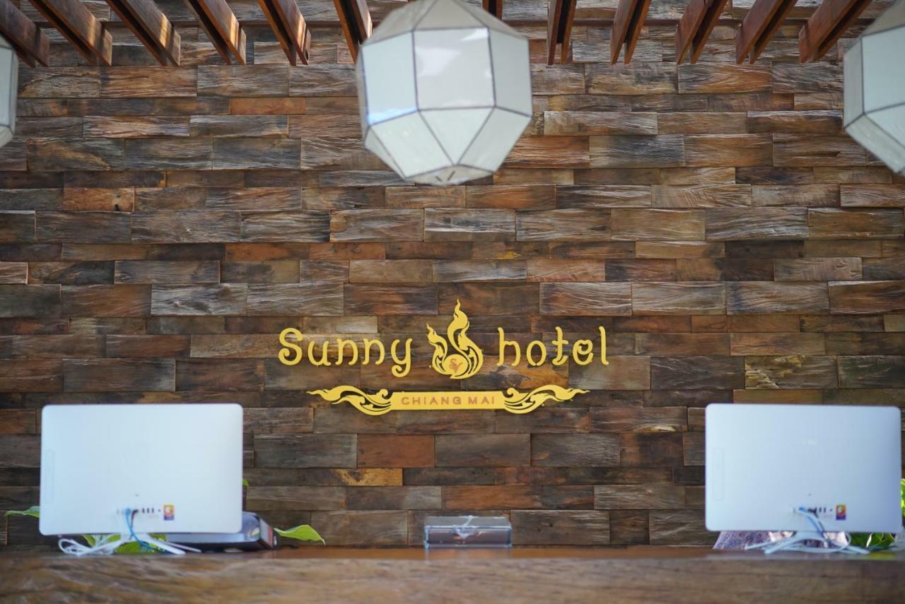 Sunny V Hotel Chiang Mai Exterior photo